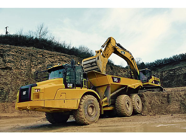 Caterpillar 745